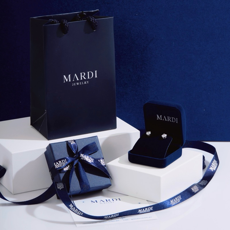 Mardi Jewelry แพคเกจของขวัญ *โปรดอ่าน* แพคเกจสามารถกดซื้อเพิ่มได้ต่อเมื่อซื้อสินค้าของร้านพ่วงในออเดอร์