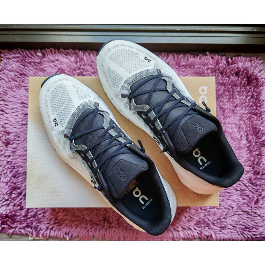 On Cloudtilt สี Black Ivory *** พร้อมส่ง***