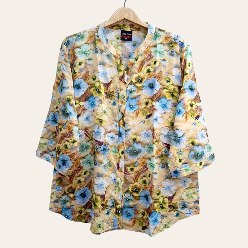 (อก 46”) เสื้อคอกลม เเขนสามส่วน ผ่าหน้า ลายดอก ผ้าลินินผสมฝ้าย ใส่สบาย - รูปที่ 2