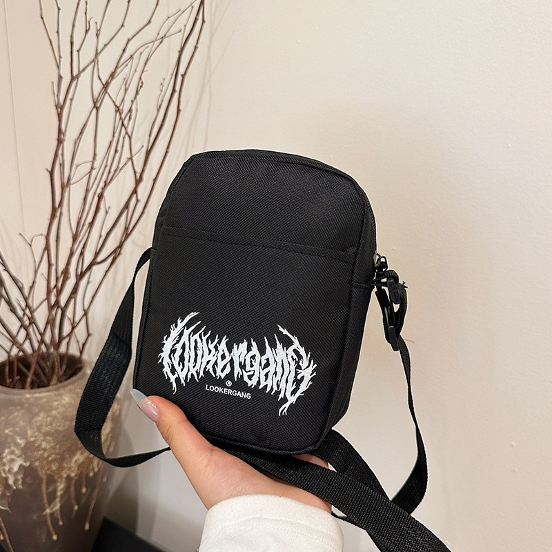 LOOKER “Explorer Crossbody BAG ” กระเป๋าสะพายข้าง