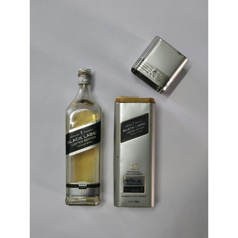 Johnie Walker Black Label 12 Year Old Limited Edition