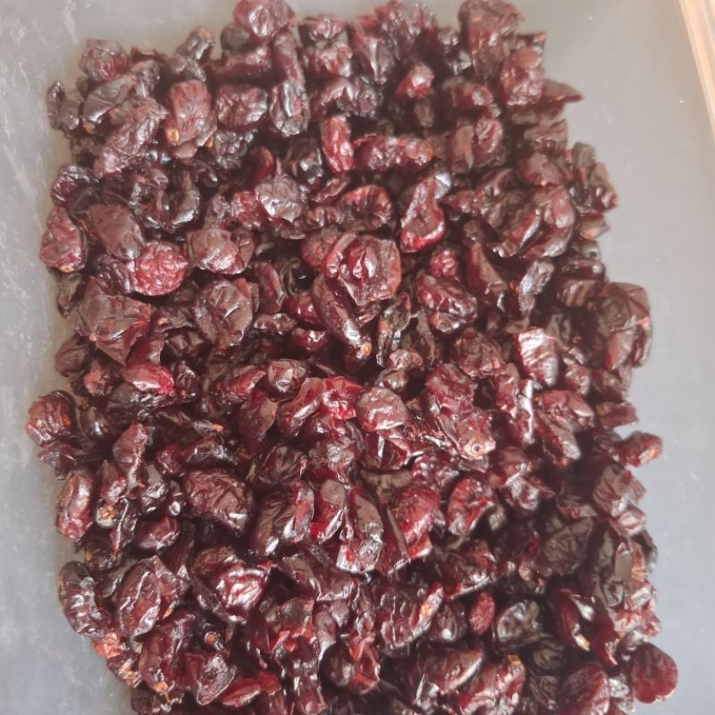 แครนเบอร์รี่แห้งขนาด 100 กรัม อบแห้งพร้อมทาน รสเปรี้ยวหวานอร่อยมีประโยช์น
