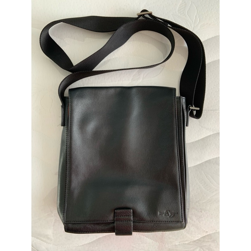 กระเป๋าหนังสะพายข้าง Albedo มือสองแท้