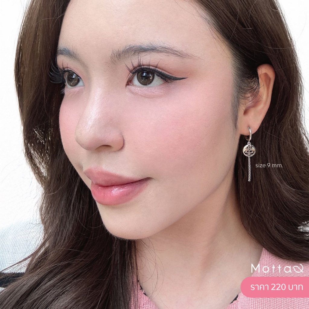 Motta Earring ต่างหูห่วงมีจี้ชุบทองคำขาว ดีไซน์เก๋ไม่ซ้ำใคร น้ำหนักเบา ใส่สบาย