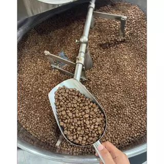 เมล็ดกาแฟคั่วสด Arabica เกรด A หอมชัด นุ่ม สู้นมดี ดื่มดำอร่อย 500g ร้านกาแฟใช้