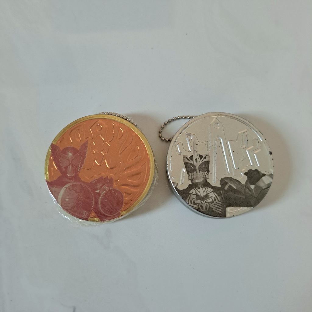 พวงกุญแจกล่อง ตลับใส่เหรียญ มาสไรเดอร์โอส Masked Rider OOO Medal holder keychain