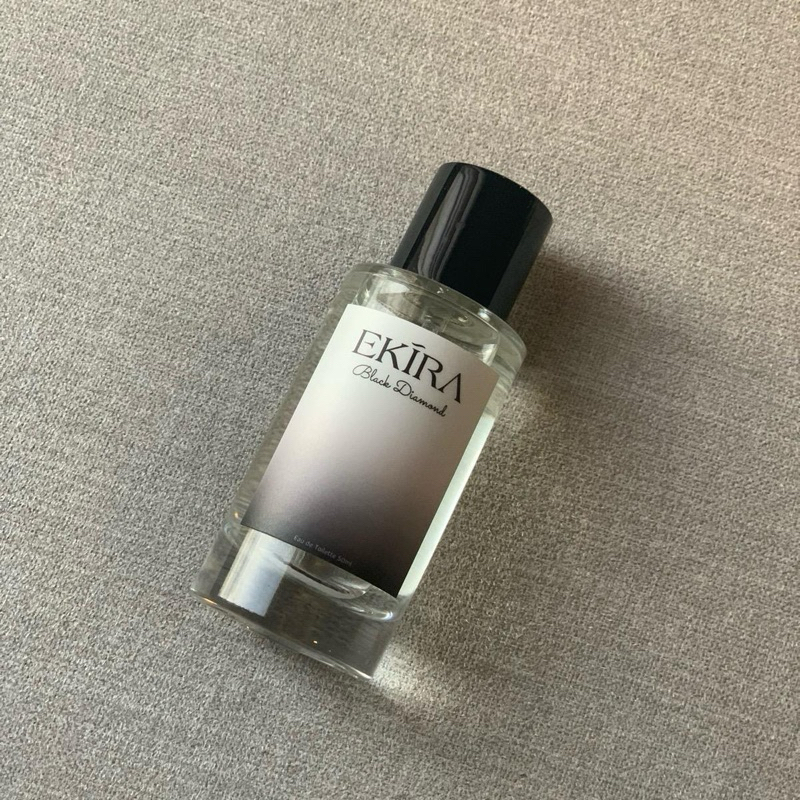 Ekira กลิ่น Black Diamond สีดำ (unisex)