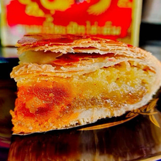 เปี๊ยะฟักไข่เค็ม ไส้บึ้ม ของฝากเมืองตรัง ส่งไวจากตรัง