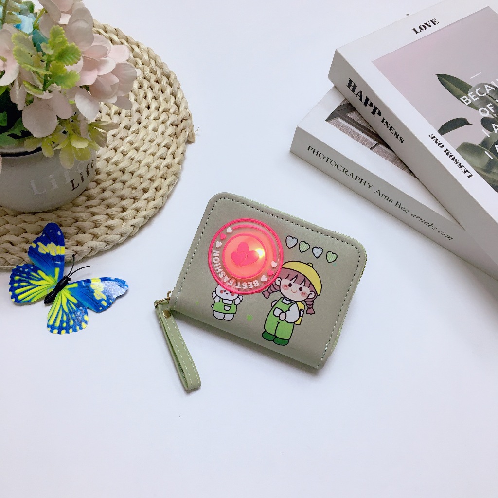 DN006#(แบบมีไฟกะพิบ)กระเป๋าสตางค์ใบสั้น 📌มีซิปใบสำหรับใส่เหรียญ 📌มีช่วงใส่บัตรงทั้งหมด4ช่อง 📌วัดสุด:หนังPU รุ่นใหม่！