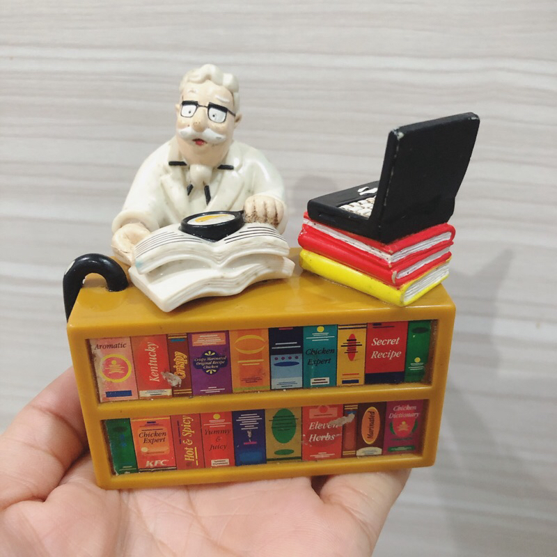 Colonel Sanders KFC Expert Story Figure Toy 1997 งานสะสมหายาก ผู้พันแซนเดอร์ ผู้พัน KFC