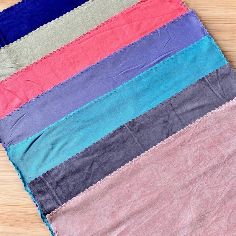 ยกโหล C0835 ผ้านาขนาด 30*70 ผ้านิ่มมาก 12 ผืนคละสี
