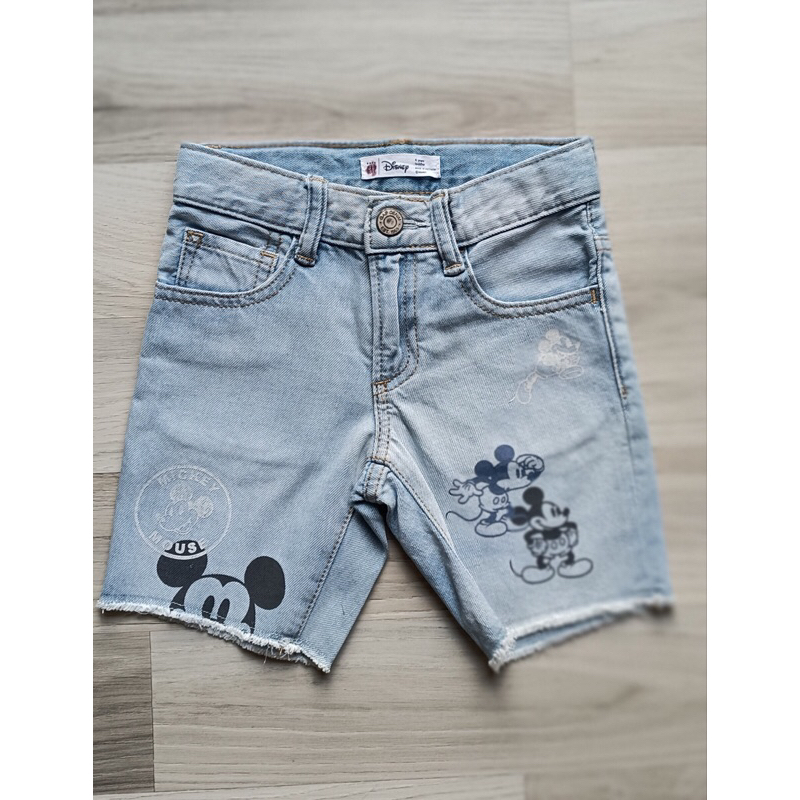 👖กางเกงยีนส์ขาสั้นเด็ก Baby GAP x Disney👶🏻