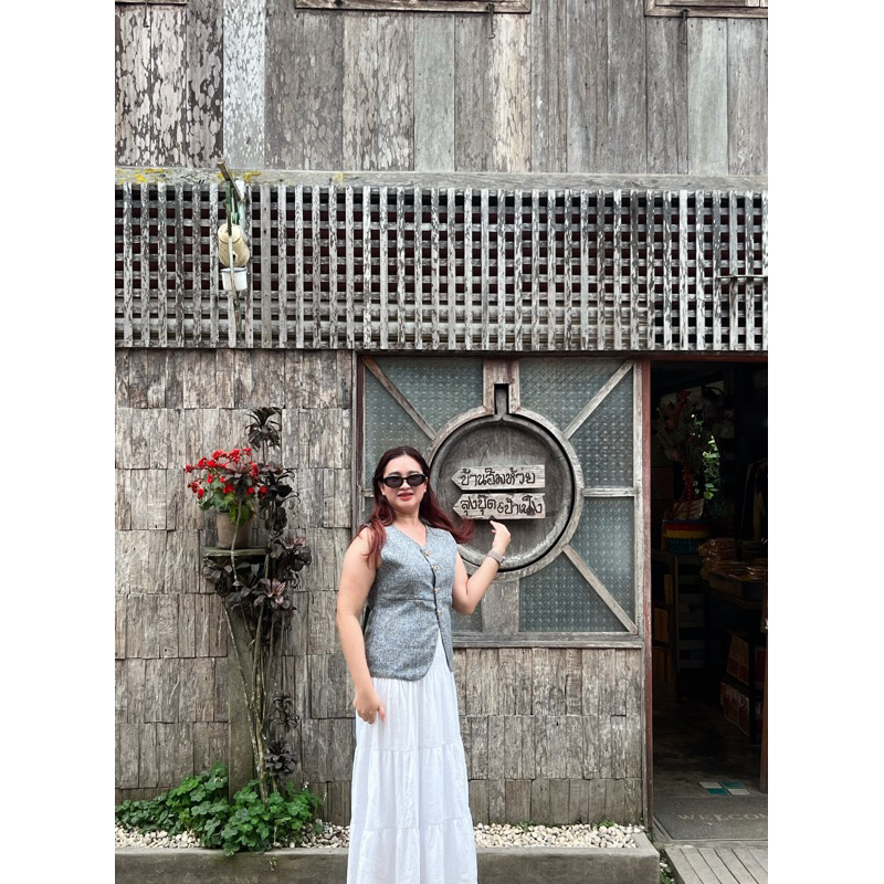 เสื้อรุ่น Demii Top เสื้อกั๊ก