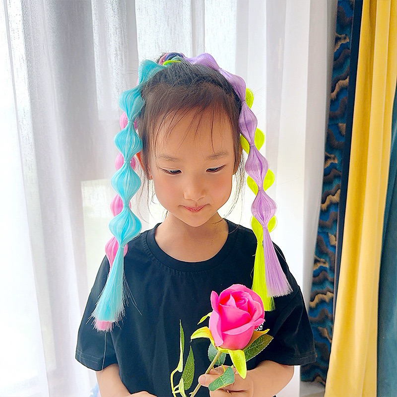 แฮพีชสีสันจี๊ดจ๊าดใส่เล่นสงกรานต์เด่นๆ