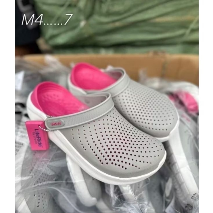 รองเท้าเเตะ Crocs size M4 - M7 (36-40) Crocs Lite Ride ผลิตจากยางอย่างดีนิ่มเบาไม่ลื่นใส่สะอาดเท้า