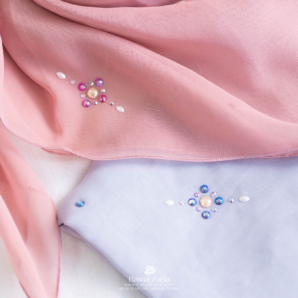 ZARIA Crystal Bawal ผ้าคลุมบาวาประดับคริสตัล