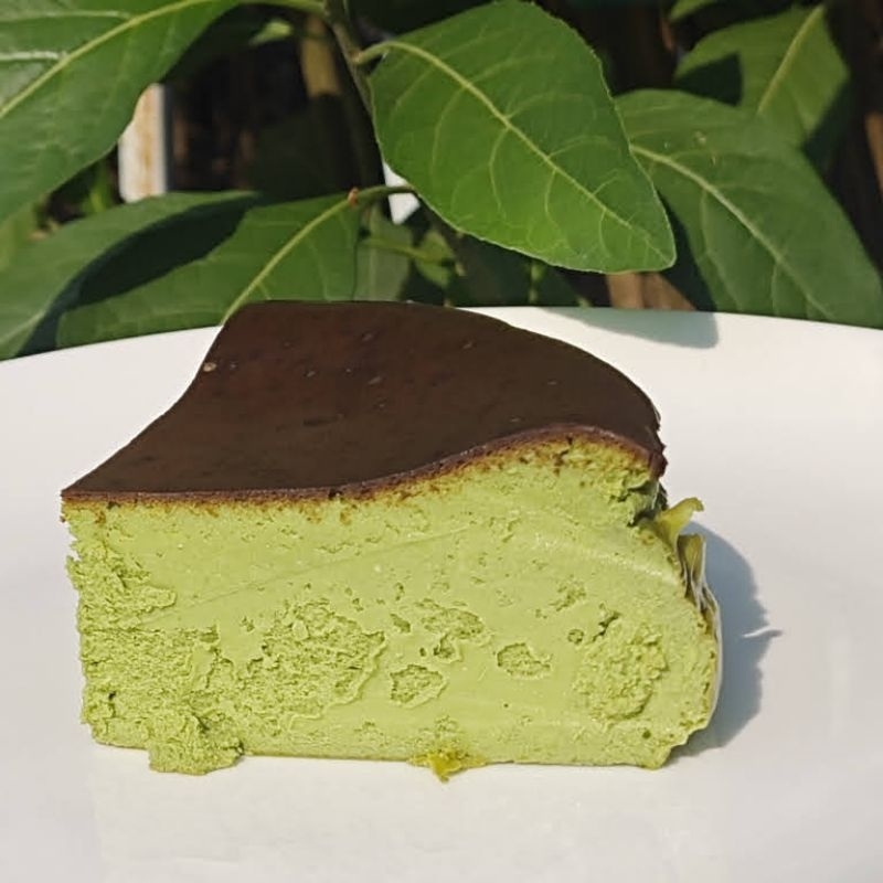 [ตัดชิ้น] มัทฉะชีสเค้กหน้าไหม้ สูตรคีโต [1/4 ปอนด์)]