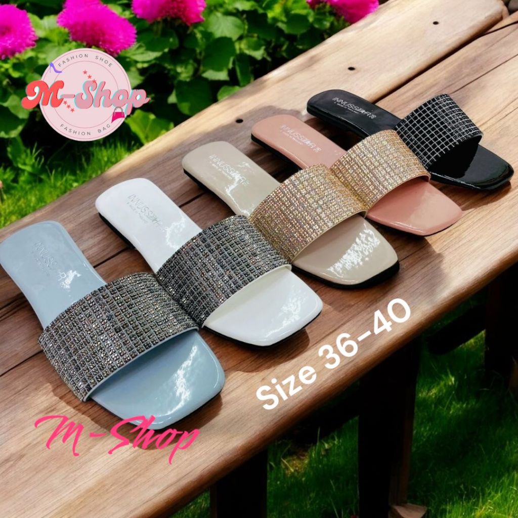 สินค้าพร้อมส่ง รองเท้าแตะพื้นแบน หน้าลายเพชรเต็มแบบนี้ขายดีหน้าร้านทรงสวย