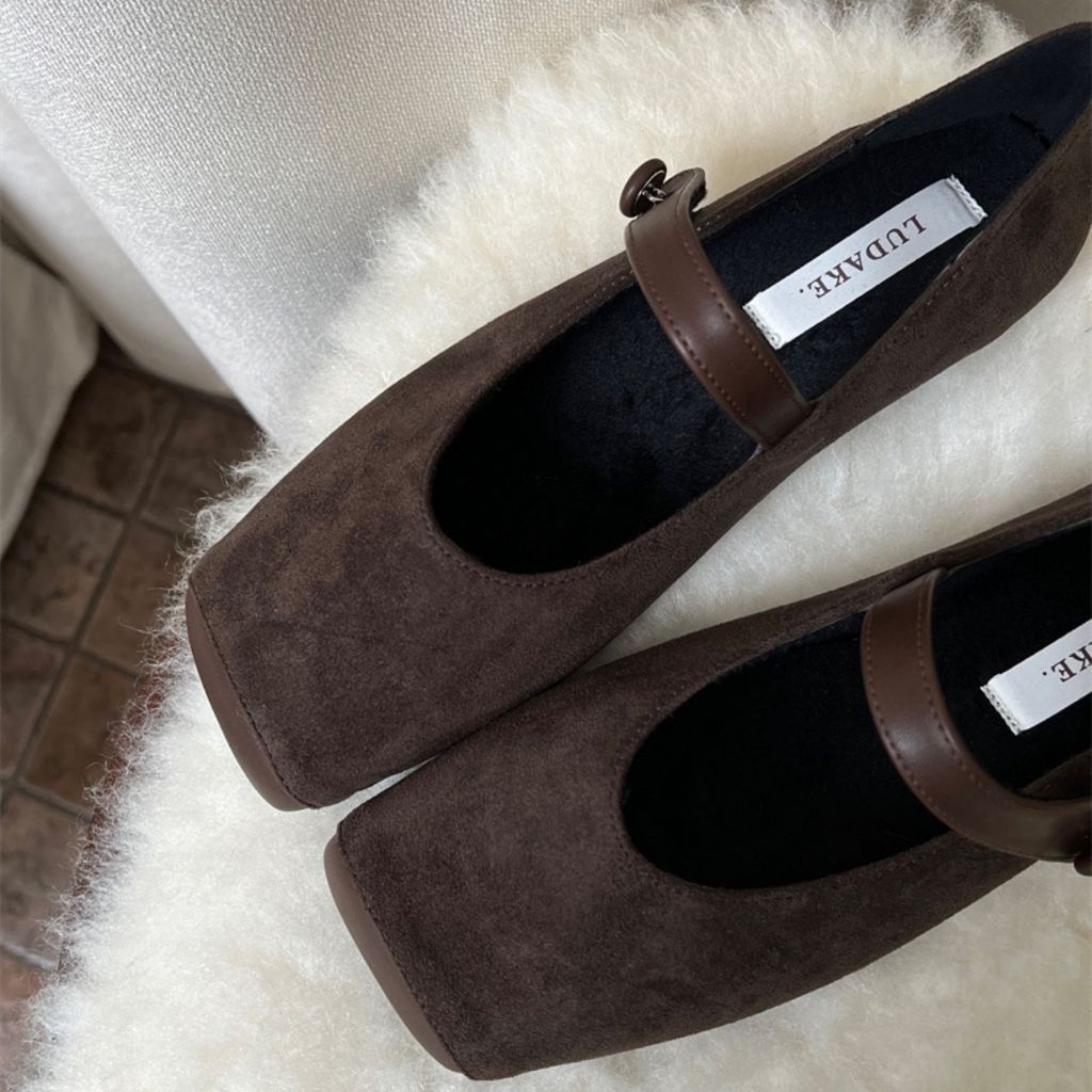 AS093 รองเท้าหนังกลับ รองเท้าสีน้ำตาล Suede Shoes Brown รองเท้าบัลเล่ต์