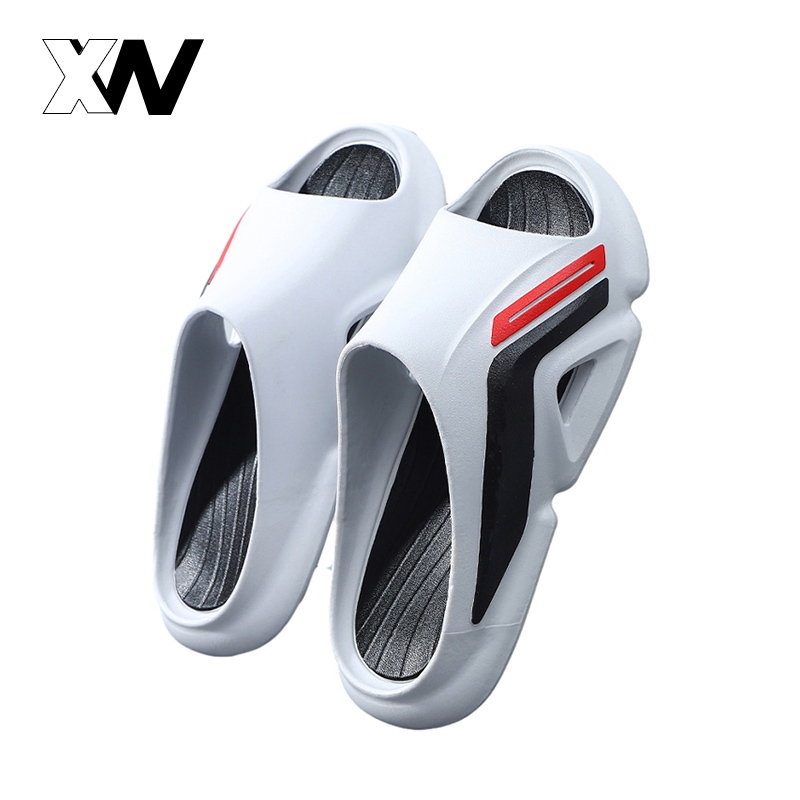 XWbrand  NEW ทุกบ้าน รองเท้าแตะลำลอง วัสดุยาง PVC สไตล์เท่ๆ ใครเห็นเป็นต้องชอบ ก็สวยขนาดนี้ ไม่มีได้ไง รูปทรงโฉบเฉี่ยว