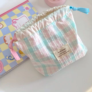 💘กระเป๋าดินสอ ถุงหูรูดสีพาสเทลน่ารักๆลายสก็อต จุของได้เยอะ รุ่น Smile Flure.bags🌼