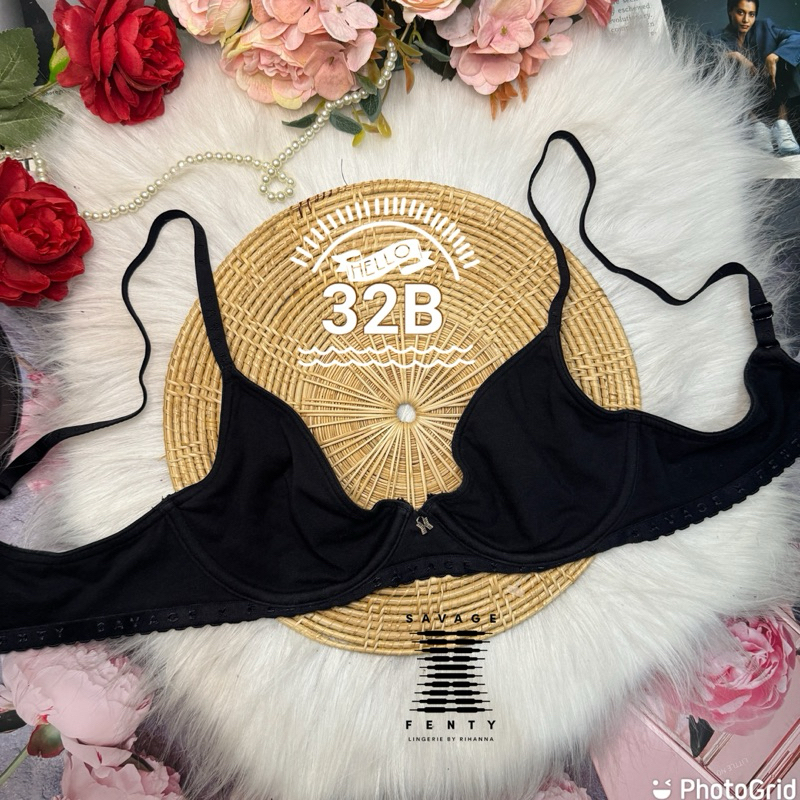 Savage X Fenty ใหม่มาก 32B ผ้ายืด ไม่ฟอง