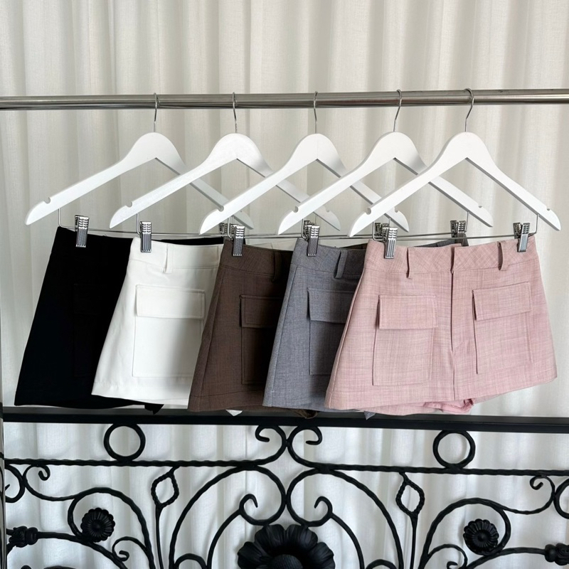 HH667🖤 Alice Low-Waisted Skirt (590.-)