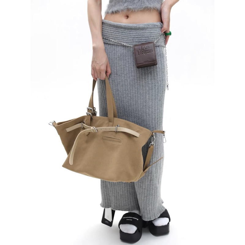 (Preorder) Jandress-suede bag สามารถใช้โค้ดลดได้สูงสุด 30%