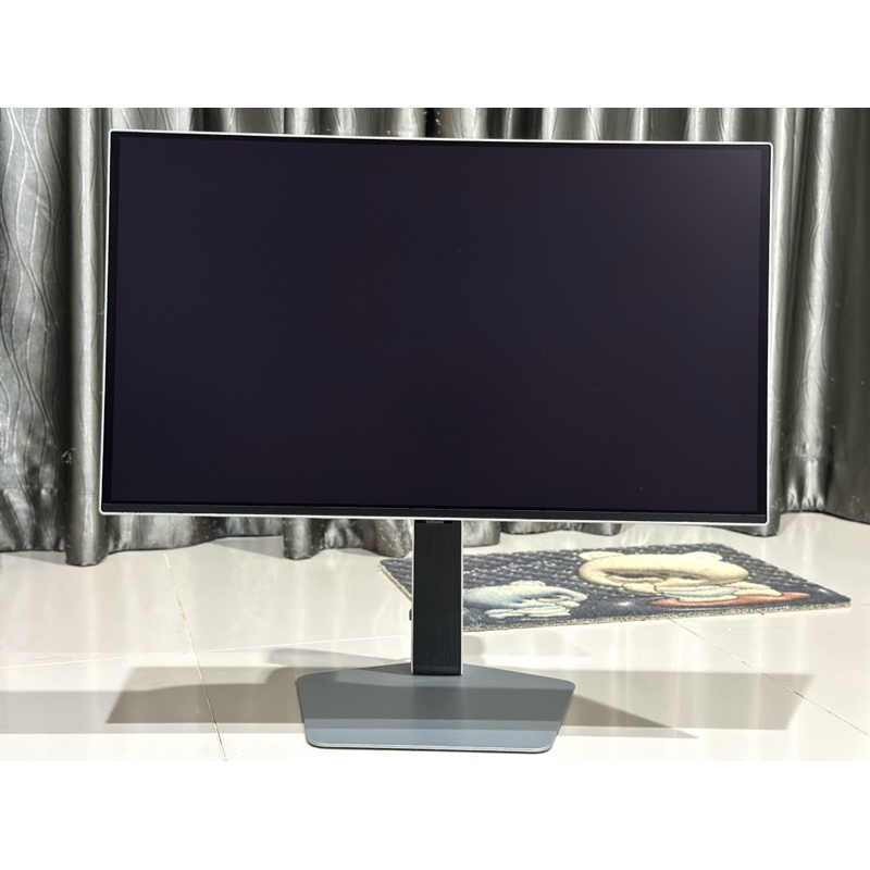 SAMSUNG G6 OLED 2K 360 27“