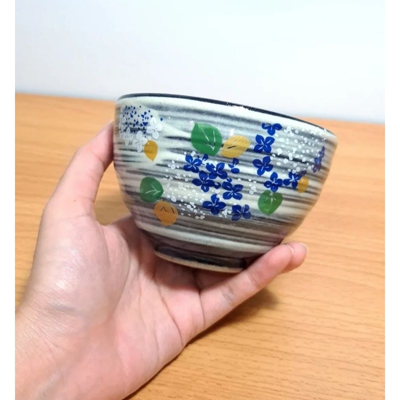 Bowl (椀)ถ้วยก้นลึก (ไม่ใช่ถ้วยชงมัทฉะ) ลายดอก Ajisai ลายแปรงปัดรอบใบทั้งนอกและใน