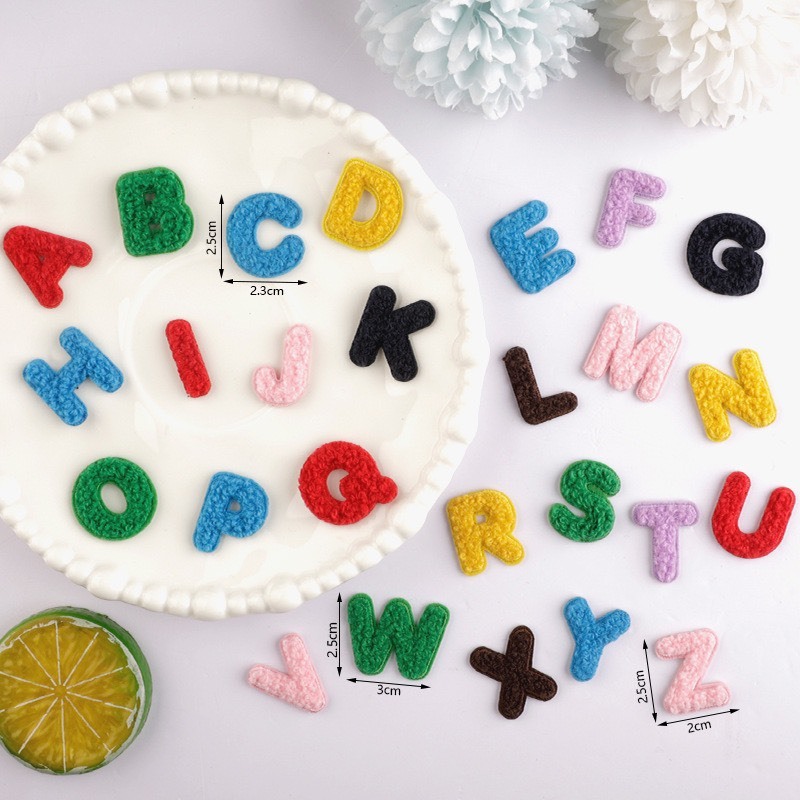 DIY ตัวรีด/สติ๊กเกอร์ห้ามรีด A-Z รีดกับวัสดุที่เป็นผ้าได้หลากชนิด ติดบนอุปกรณ์นักเรียน ติดกระเป๋า ติดรองเท้า ซ่อมเสื้อ