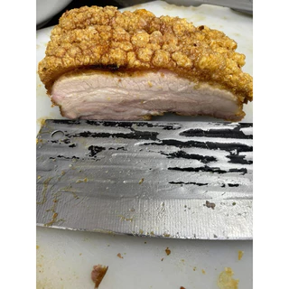 หมูกรอบสำเร็จรูปขนาด 1 กิโล