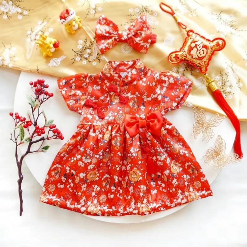 ชุดกระโปรงตรุษจีนแดง ลายดอกไม้ size 9-12 month ใส่ถ่ายรูป 1 ครั้ง