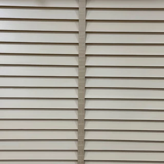 มู่ลี่ไม้แท้ มู่ลี่บาสวูด Basswood Blinds - A25-36 Ivory Color ขนาดใบ 50 mm.