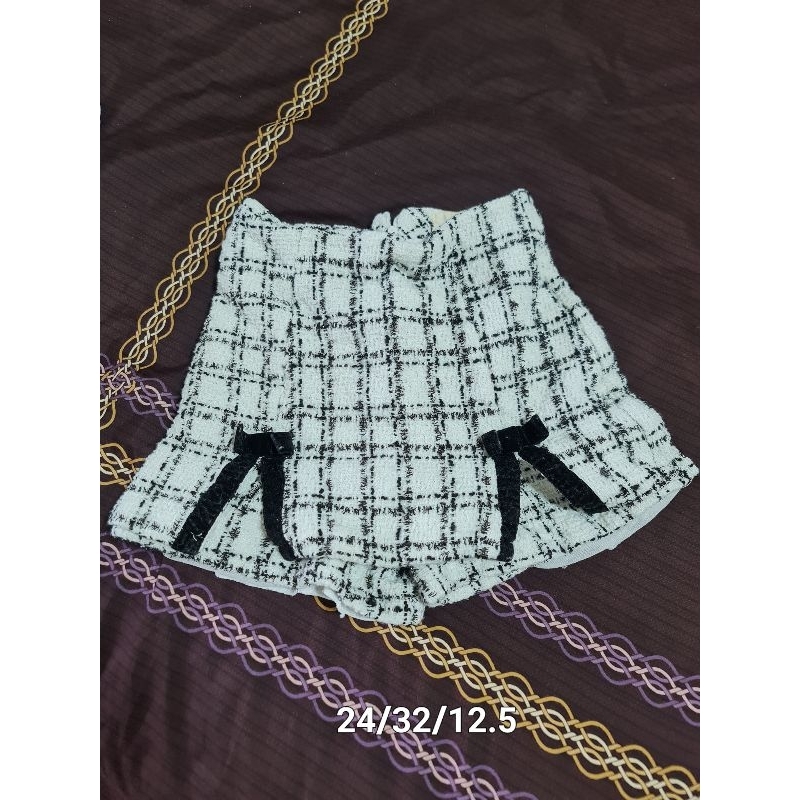 parista กางเกงผ้าทวีต มือ2 สวย เอว24 ใช้โค้ดส่งฟรีได้