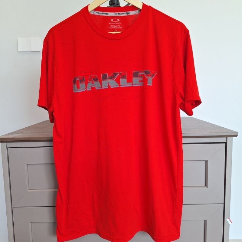 เสื้อยืด ลายกีฬา Oakley size L (AB36)