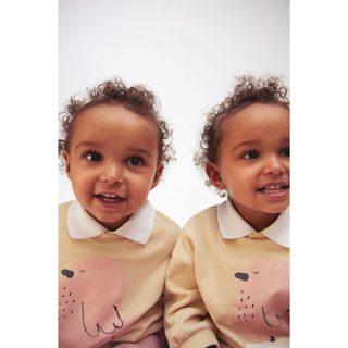 H&M(เอชแอนด์เอ็ม) เสื้อซุ้มพิมพ์ลาย เด็กอ่อน 1265611_3