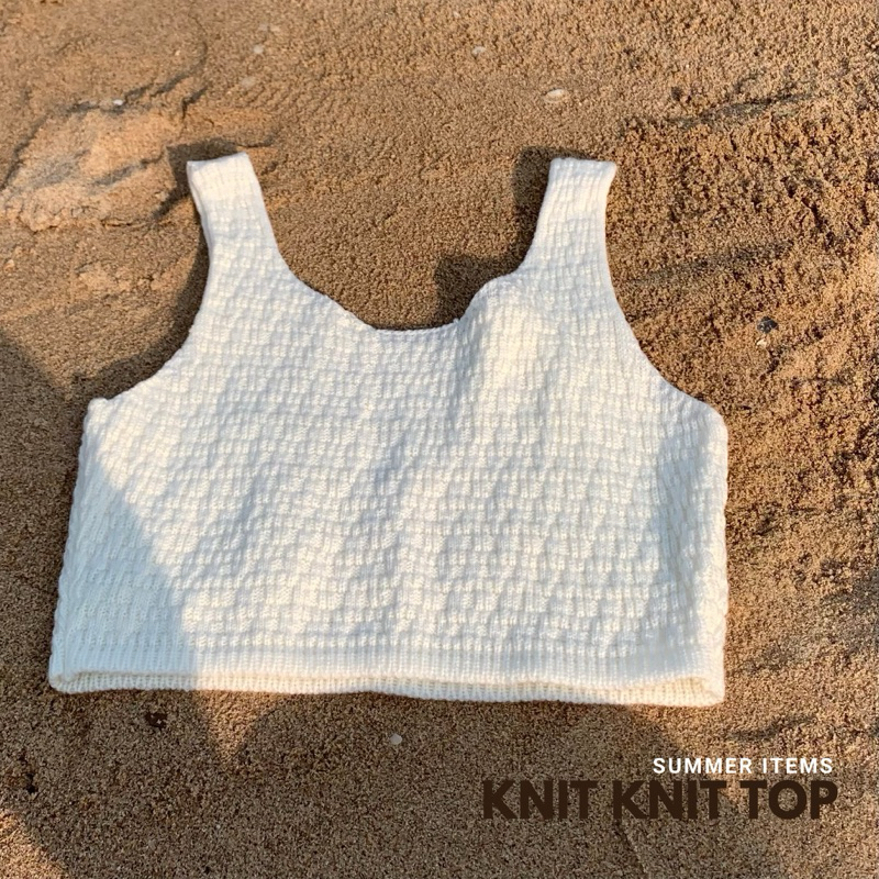 lot สุดท้าย (พร้อมส่ง)Knit knit top เสื้อกล้ามครอปไหมพรม 🧵 I socheap store