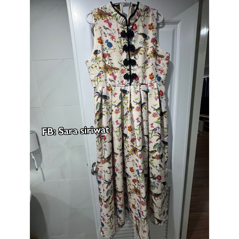 Password เดรสยาวคอจีนลายนกซิปหลัง