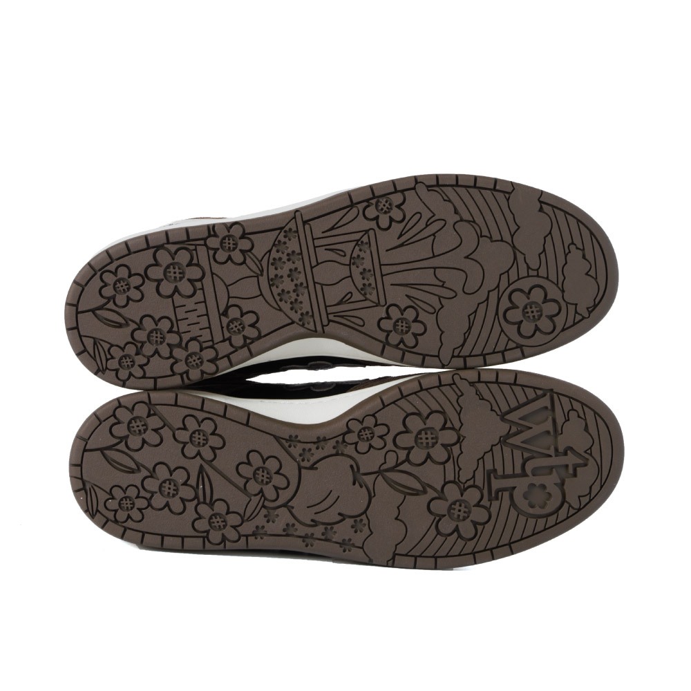 WATER THE PLANT สี BROWN TRUFFLE (ตัวแทนจำหน่ายผู้เดียวอย่างเป็นทางการ) ของแท้ 100 % - ร้าน SEEK