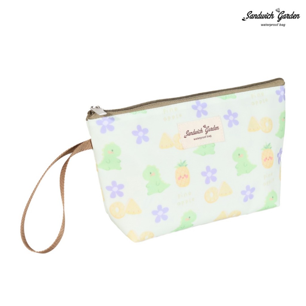 กระเป๋าใส่เครื่องสำอางค์ ไซส์เล็ก วัสดุผ้าเคลือบกันน้ำแบบเนื้อด้าน แบรนด์ Sandwich Garden