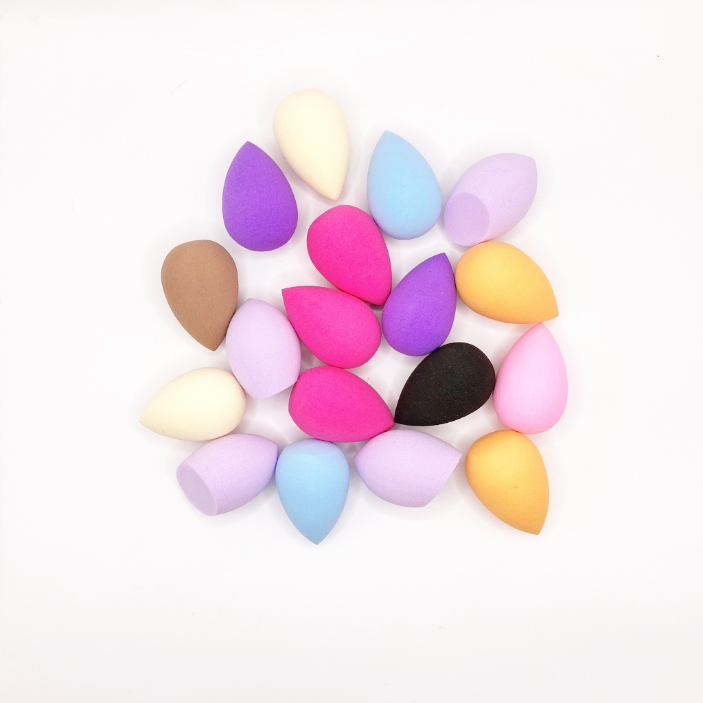 (Gift) 1 ชิ้น คละสี คละแบบ Mini Sponge ฟองน้ำรูปไข่ขนาดจิ๋ว ฟองน้ำแต่งหน้า เพื่อสร้างมิติของเมคอัปบนใบหน้า