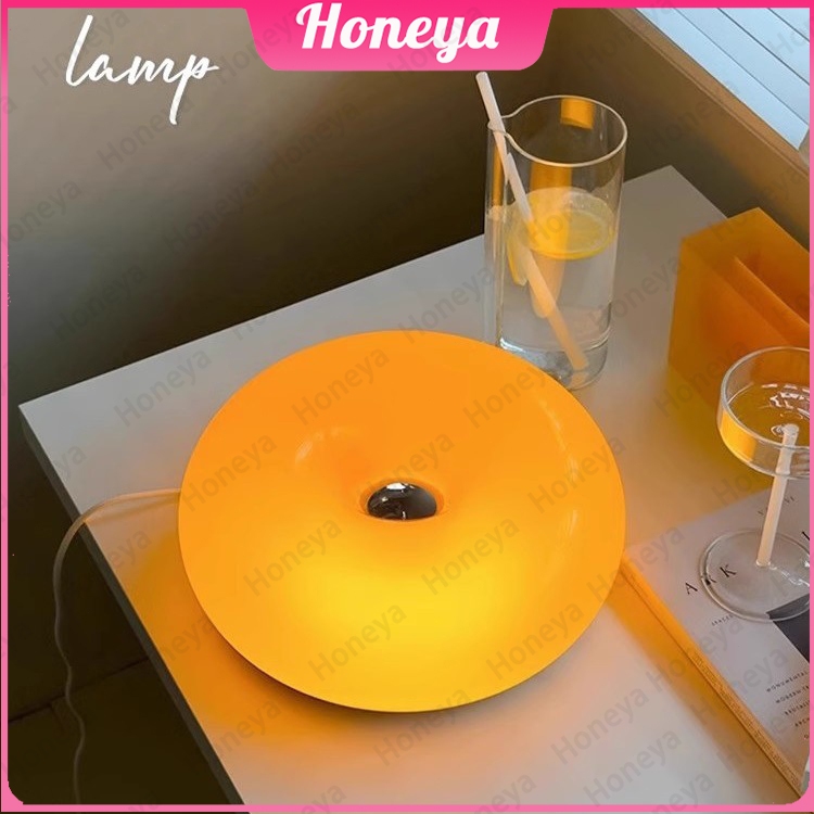 🍩จัดส่งที่รวดเร็ว🍩โคมไฟติดผนัง ทรงโดนัท แหล่งกําเนิดแสง LED สามสี สัมผัสลดแสง โคมไฟตั้งโต๊ะบรรยากาศที่นอน