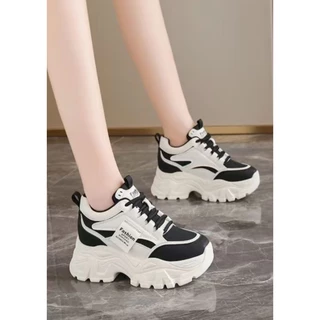 MARIAN มาใหม่ พร้อมส่งจากไทย รองเท้าผ้าใบเสริมส้น7ซม NO.A0502