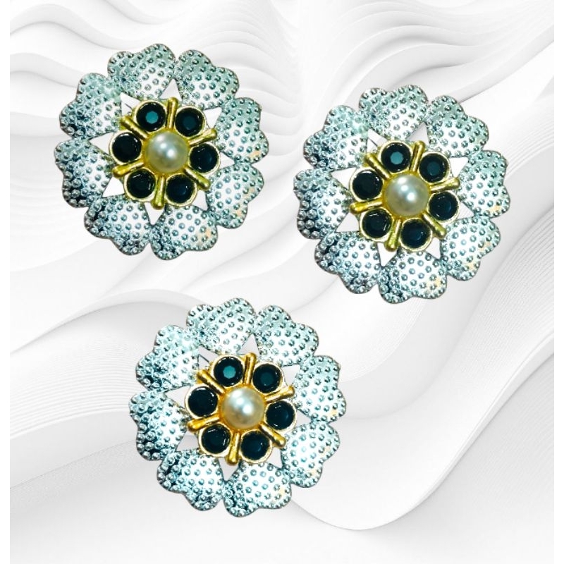 สังวาลย์เพชรล้อม25มิล50ดอก - รูปที่ 6