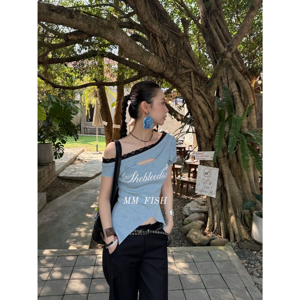 เสื้อปาดไหล่ลูกไม้สุดชิค TAG MM FISH🇰🇷