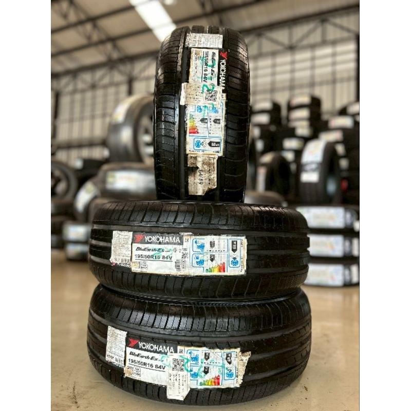 ยางใหม่ ผลิตปี 2022 YOKOHAMA BluEarth-Es ES32  Size 195/50 R16