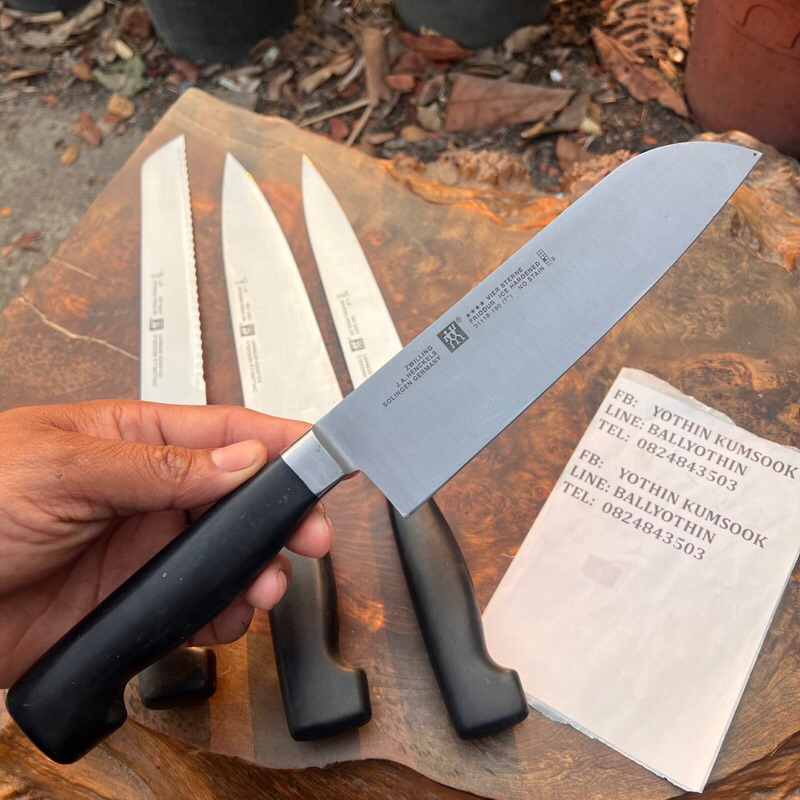 มีด Zwilling Four star Santoku knife มีดคนคู่ มือสองจากญี่ปุ่น สภาพสวยๆใช้น้อย ผิวเดิมๆ