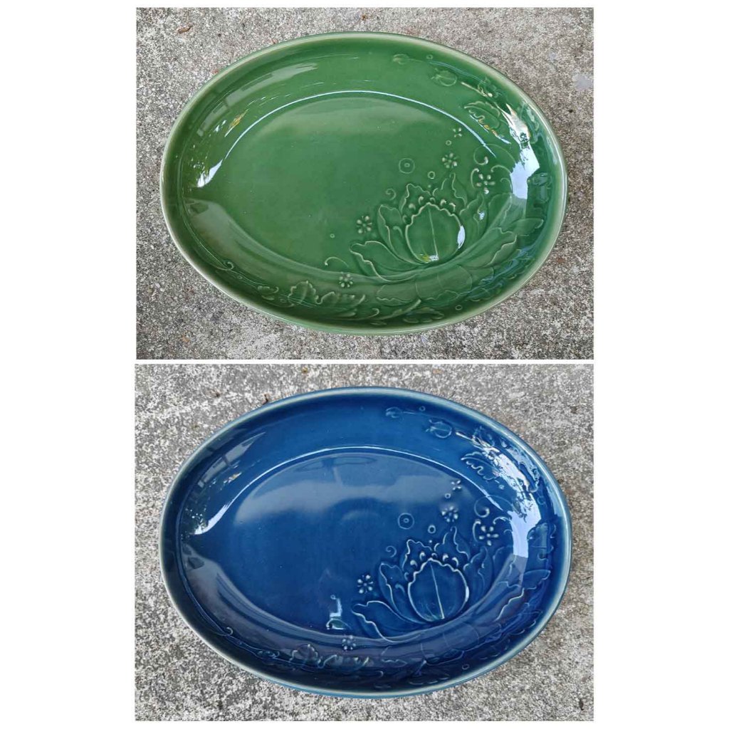 จานทรงรี ลายดอกบัว มี2สีให้เลือก ใช้ใส่อาหารประเภทยำ หรือ จะใช้เป็นจานรอง เป็นงานเซรามิคที่ผลิตและออกแบบโดยวุฒิชัยลำปาง