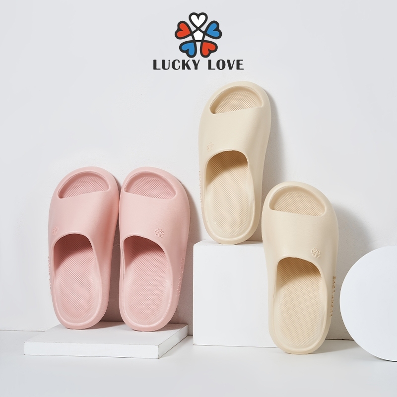 LuckyLove รองเท้าแตะหญิง รองเท้าแตะพื้นนิ่ม รองเท้าแตะกันลื่นผู้หญิง สีสันสดใส พื้นหนาและนุ่ม ป้องกันกลิ่น LK002